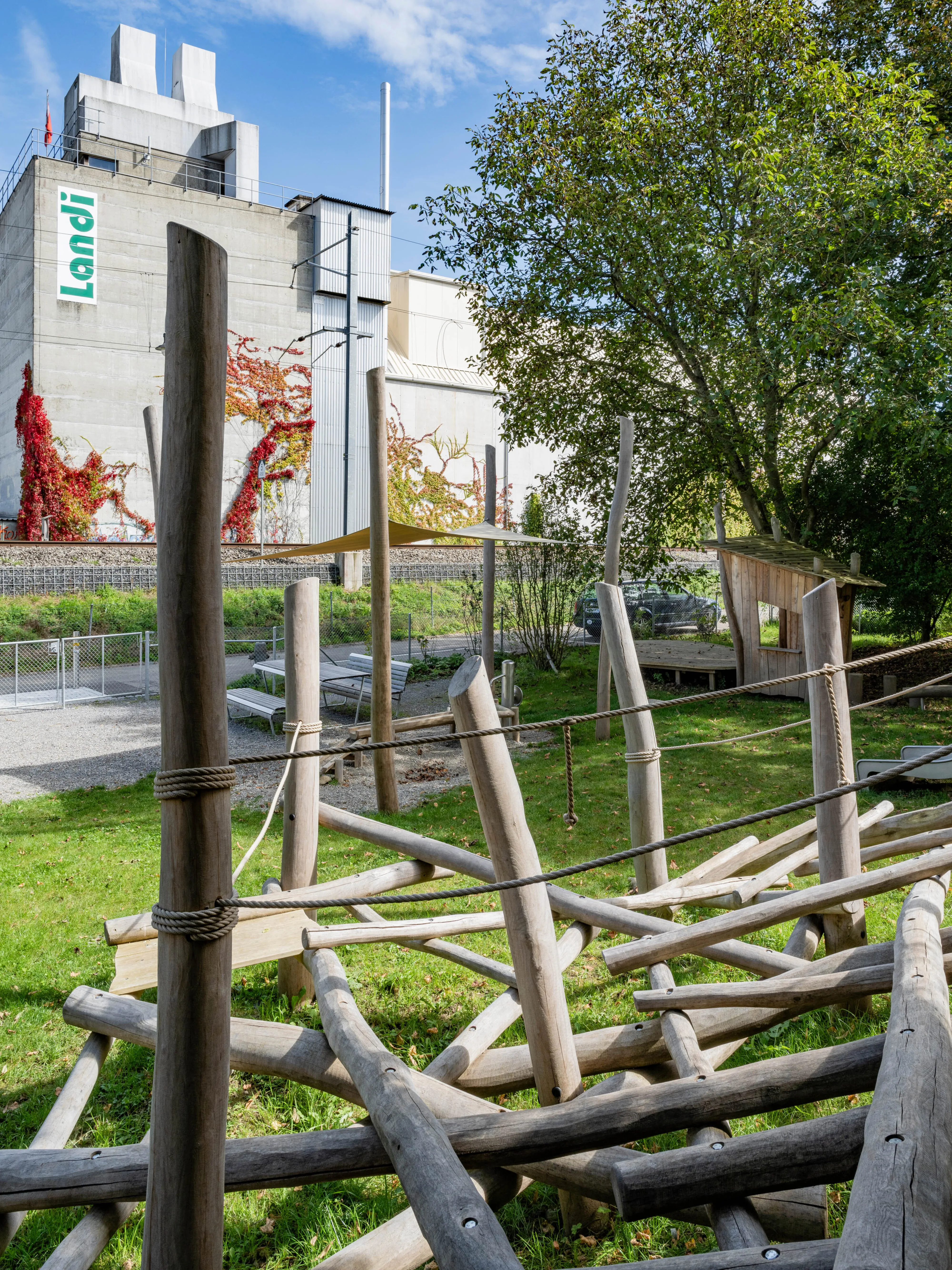 1591 20250918 4422 XXX